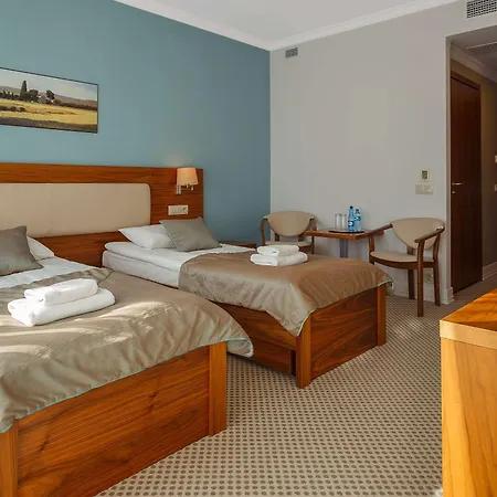 Western Hotel 3*
